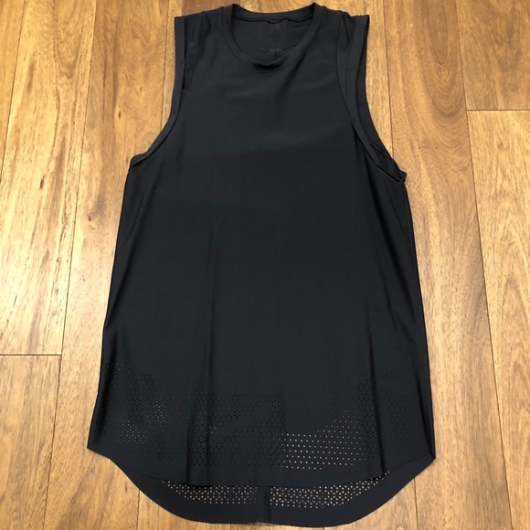Lululemon black mini shift dress size 4 or 6 - Picture 1 of 7